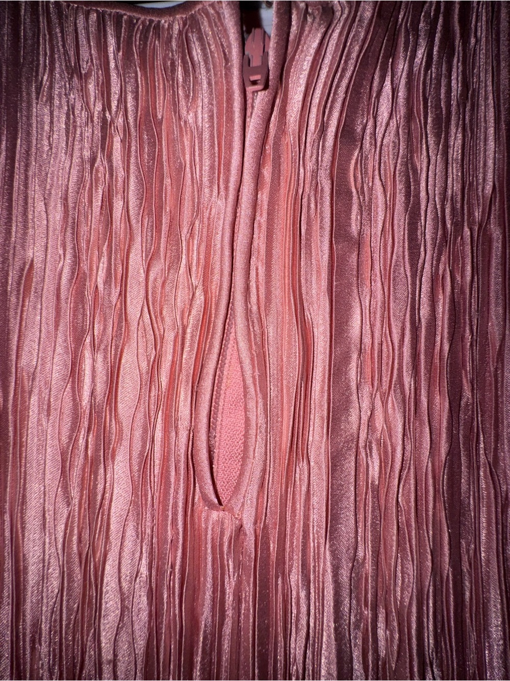 Vintage 1980s Mary McFadden Pleated Goddess Dress - Dusty Rose - Marii Fabric - Picture 8 of 8